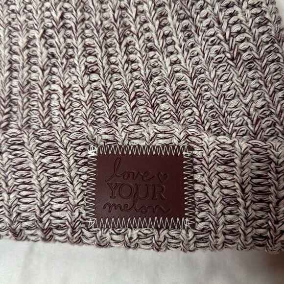 Love Your Melon Maroon/White Knit Fur Removable Pom Pom Beanie Hat. - Picture 3 of 8
